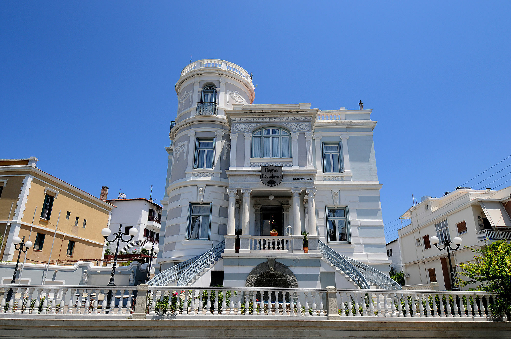 Готель Pyrgos Of Мітіліні Екстер'єр фото